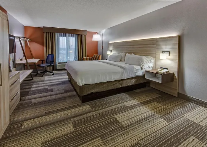 Holiday Inn Express Hotel & Suites London By Ihg